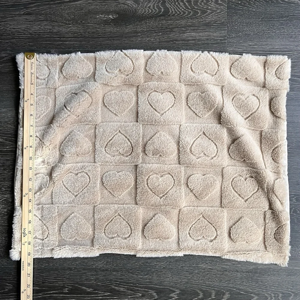 Betsey Johnson Cream‎ Faux Fur Heart Embossed Standard Pillow Shams Coquette